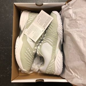 Men's FILA Axilus 2 Energized WhiteSilver NWT Men's FILA Axilus 2 Energized WhiteSilver NWT